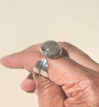 Load image into Gallery viewer, Black Rutilated Quartz with Open/Wrap Around Leaf Band Ring