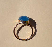 Load image into Gallery viewer, Round Electric Blue Chalcedony Gold Ring