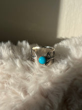 Load image into Gallery viewer, Turquoise Silver Leaf Ring